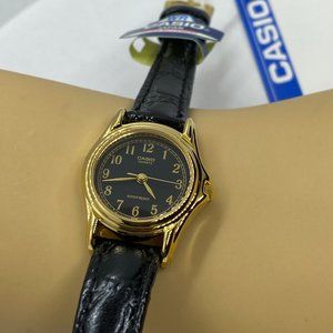 small size Casio watch for ladies wrist brand new, lightweight in wrist,…